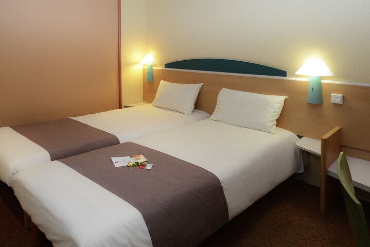 Room 7 of 47