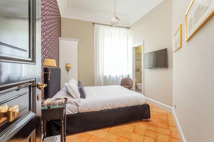 Room 35 of 56