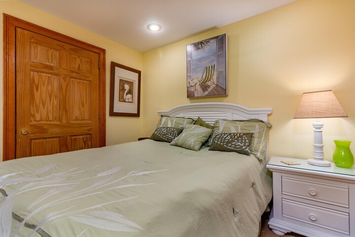 Room 21 of 105