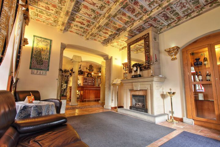 Lobby Entry