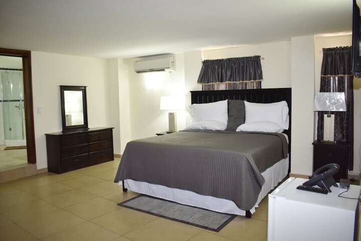 Room 9 of 41