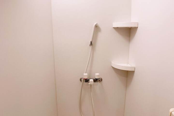 Room 36 of 46