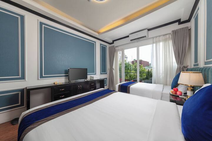 Room 29 of 86