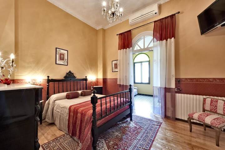 Room 13 of 53