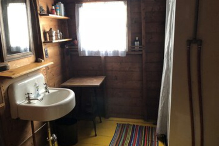 Room 3 of 18