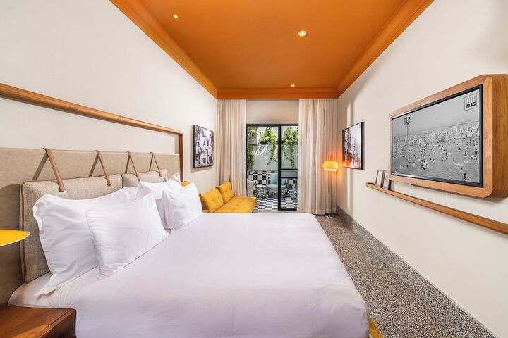 Room 21 of 39