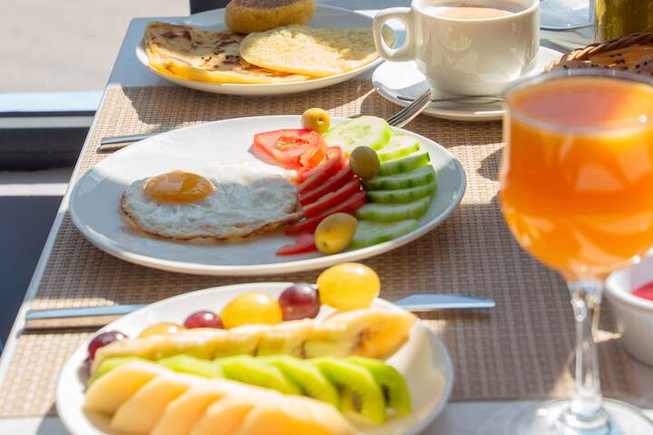 Breakfast/Coffee Service 125 of 149