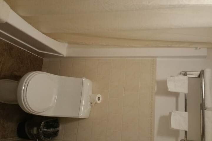 Room 15 of 24