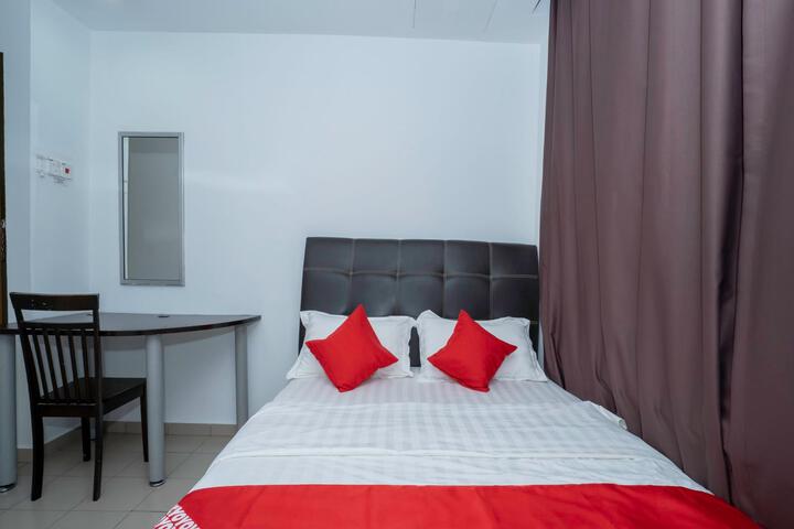 Room 29 of 34