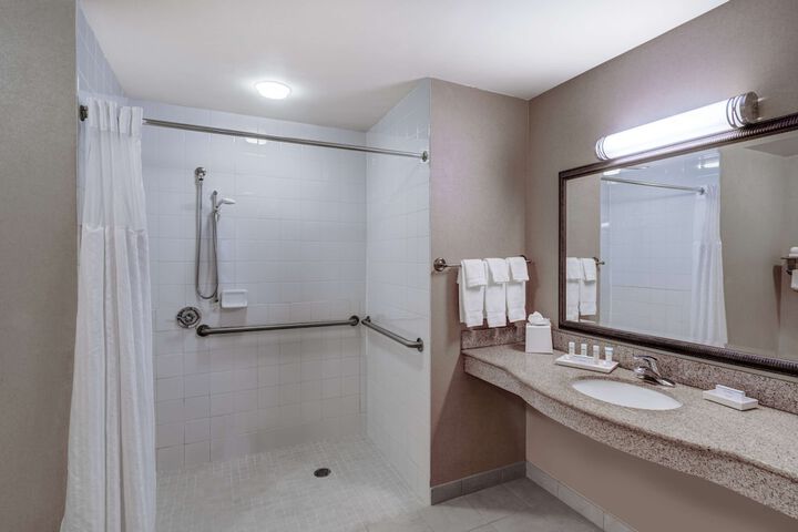 Bathroom shower