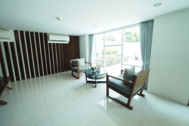Hotel Interior 12 of 32