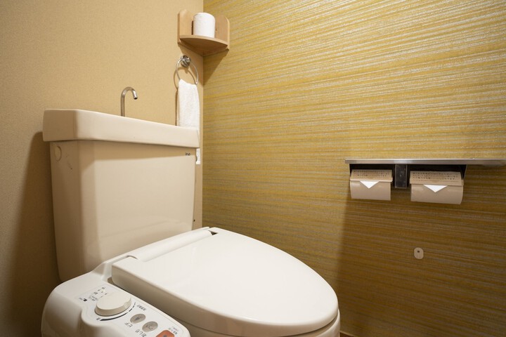 Room 25 of 98