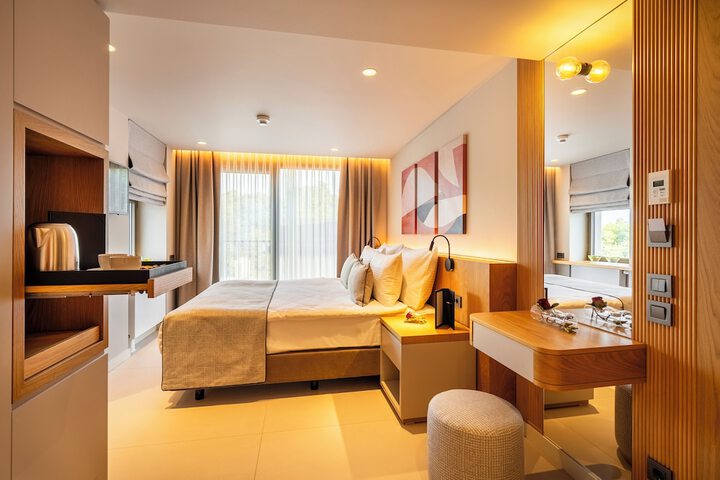 Room 34 of 112