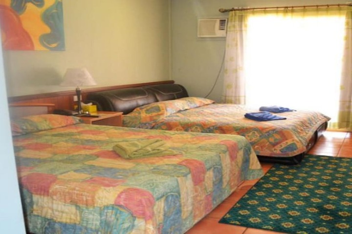 Room 6 of 23
