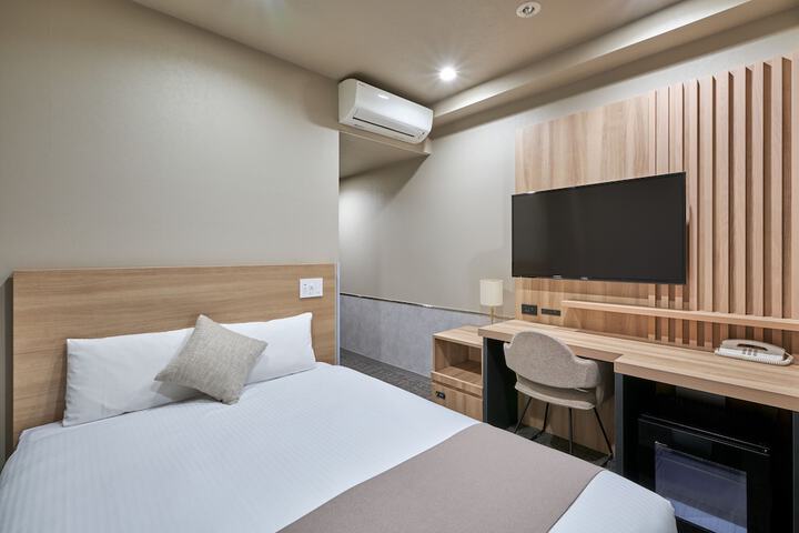 Room 7 of 22