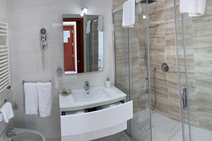 Bath Photo