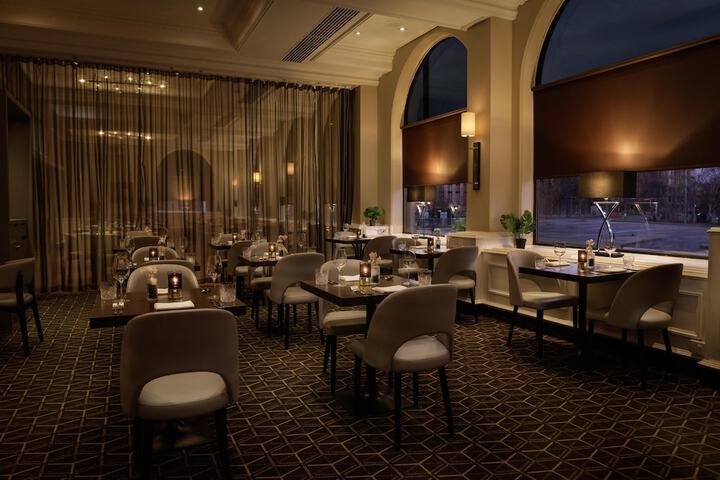 Dining 56 of 103