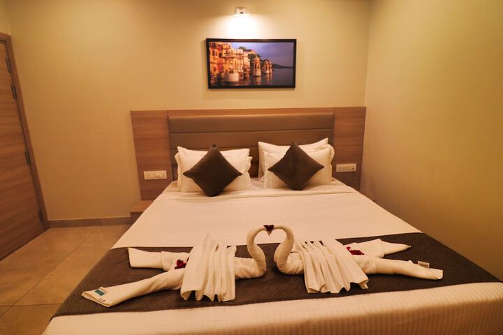 Room 6 of 39