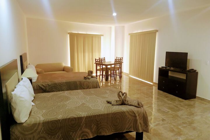 Room 15 of 42