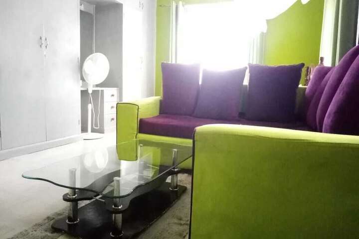 Room 2 of 7
