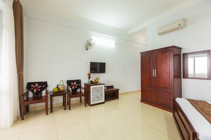 Room 14 of 44