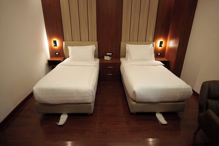 Room 29 of 73