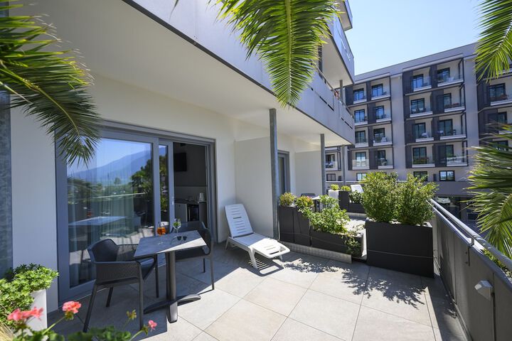 Terrace/Patio 27 of 71