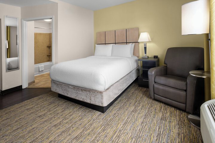 Room 18 of 39