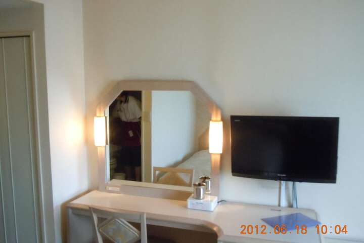 Room 17 of 55