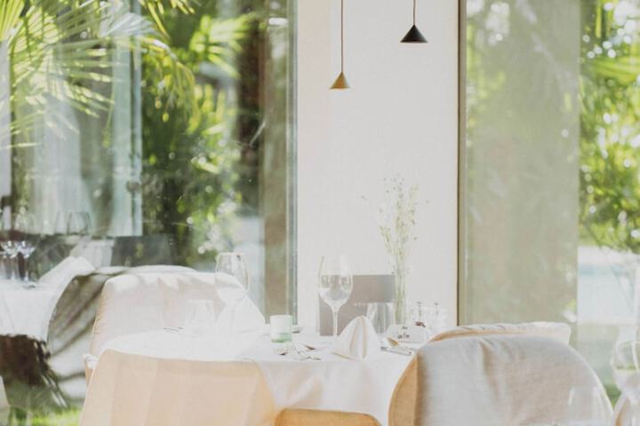 Dining 66 of 79