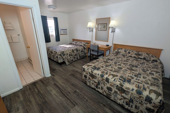 Room 28 of 84