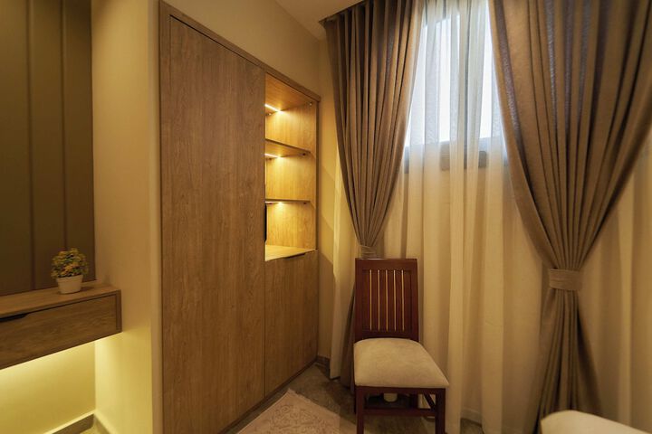 Room 30 of 148