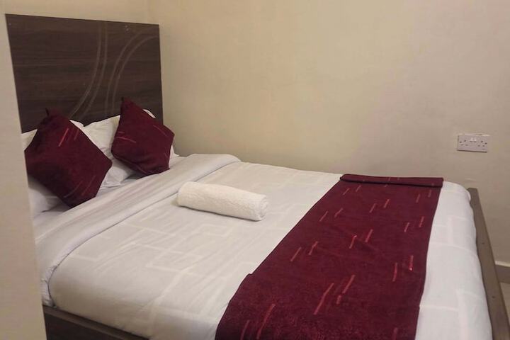 Room 14 of 49