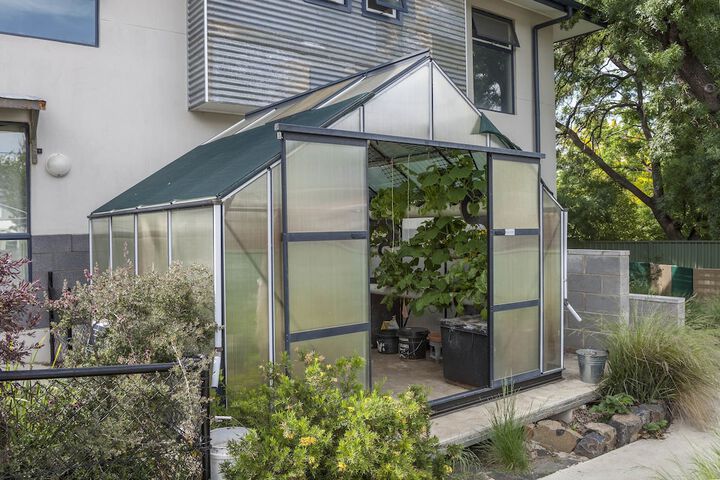 Hotel Exterior 82 of 85