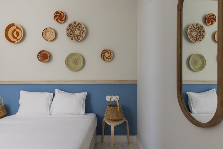 Room 3 of 134