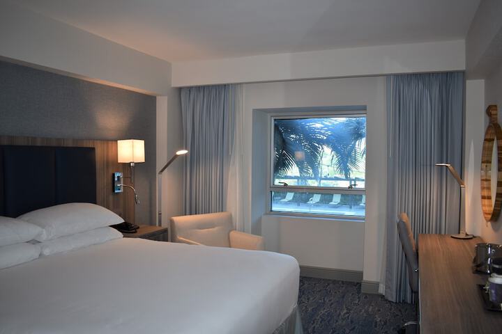 Room 16 of 68