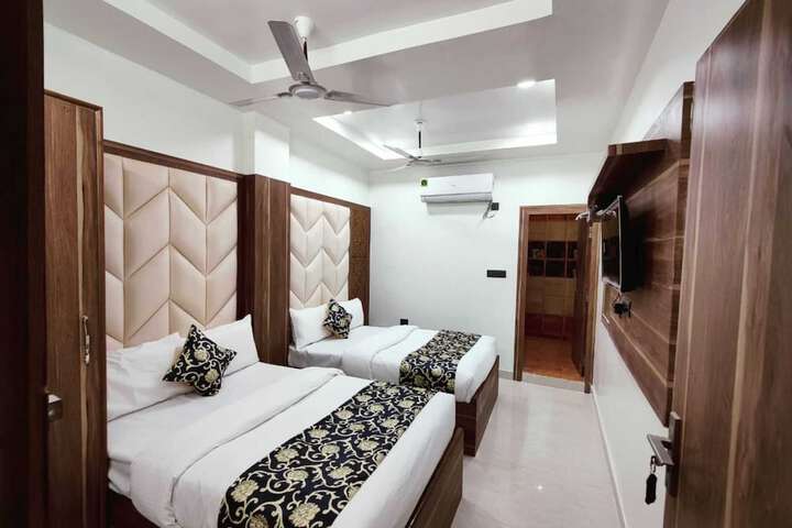 Room 20 of 48