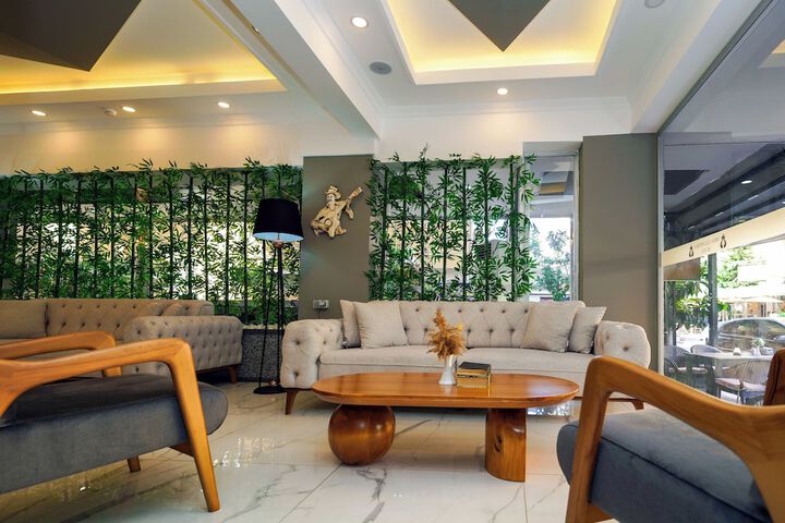 Hotel Interior 7 of 121