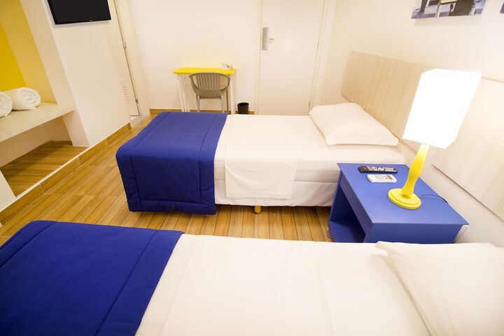 Room 16 of 53