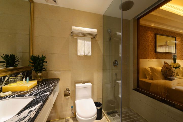 Ramada Encore Hotel