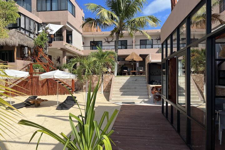 Hotel 107 of 117