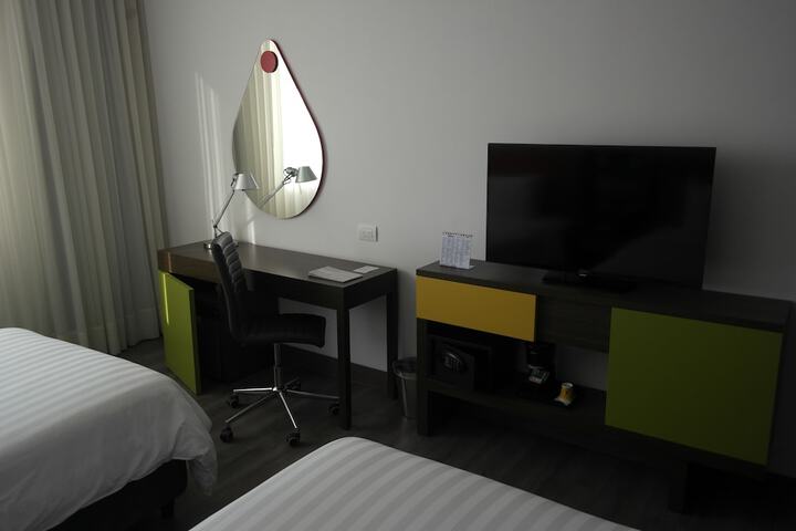Room 8 of 61