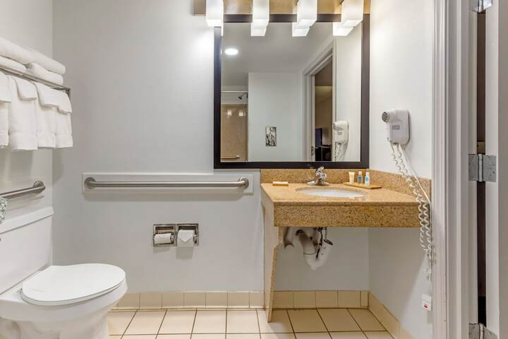 Clean Restrooms