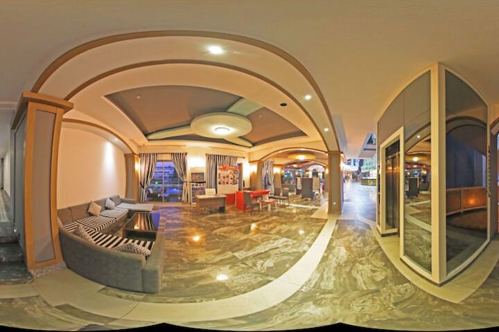 Room 41 of 170