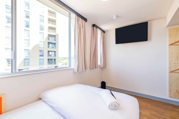 Room 18 of 55