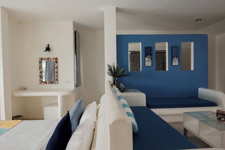Room 6 of 26