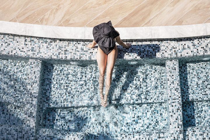 Pool 69 of 136