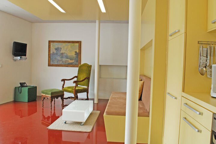 Room 28 of 58