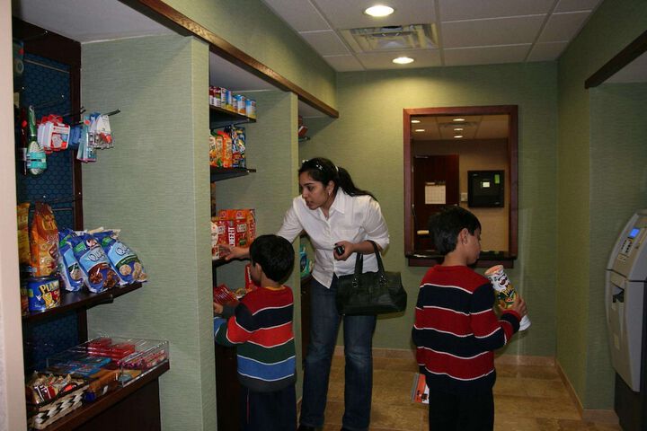 Snack bar