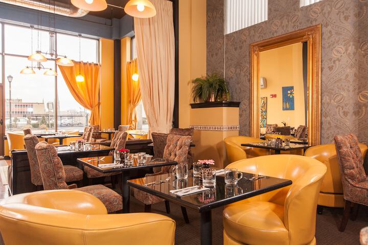 Breakfast area